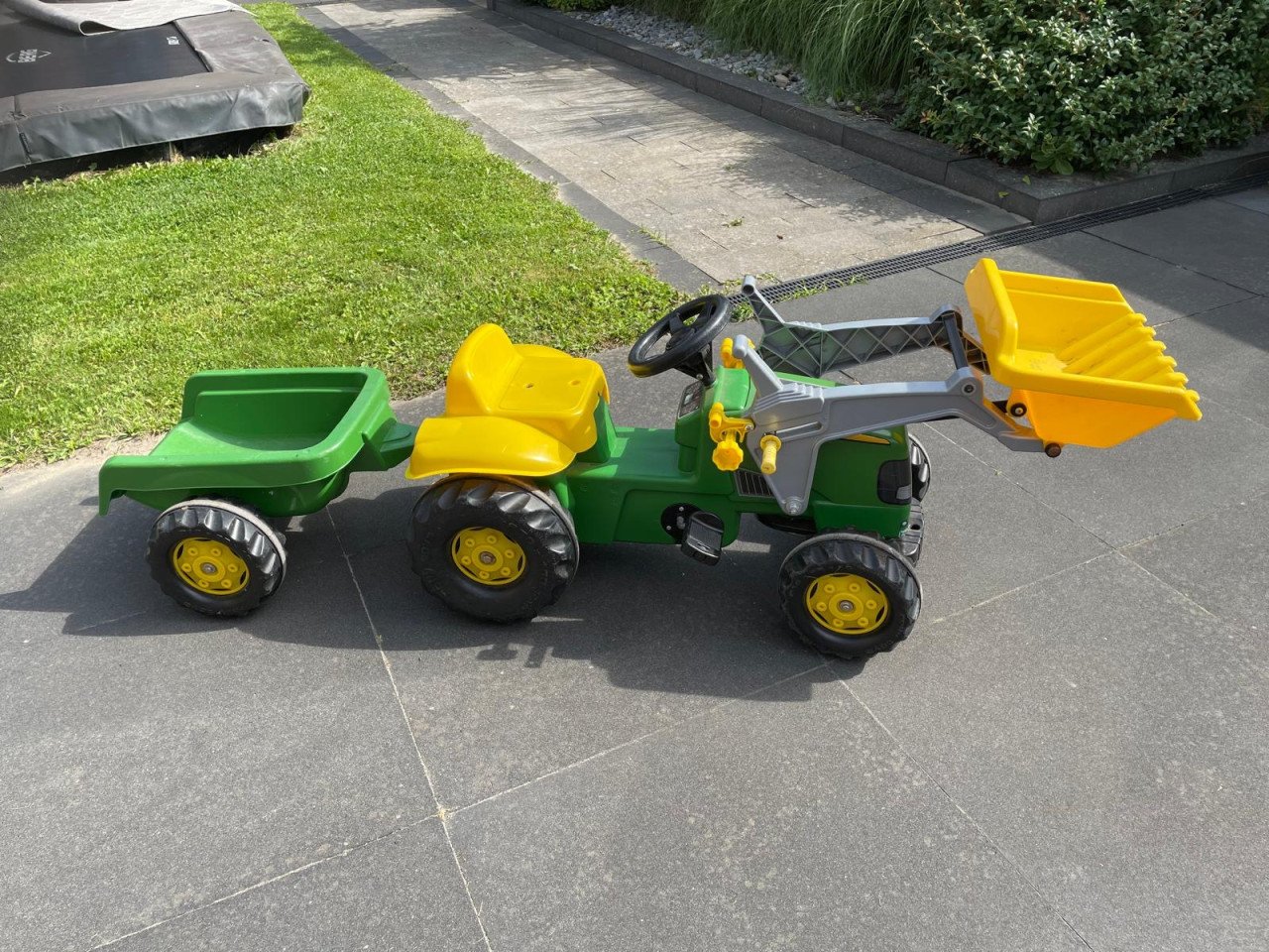 Speelgoedtractor met aanhanger