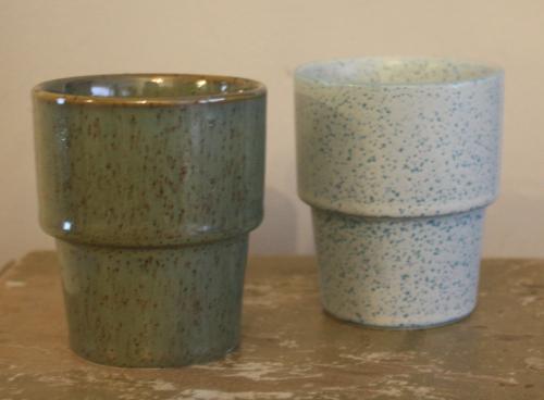 Set van 2 mokken blauw en groen