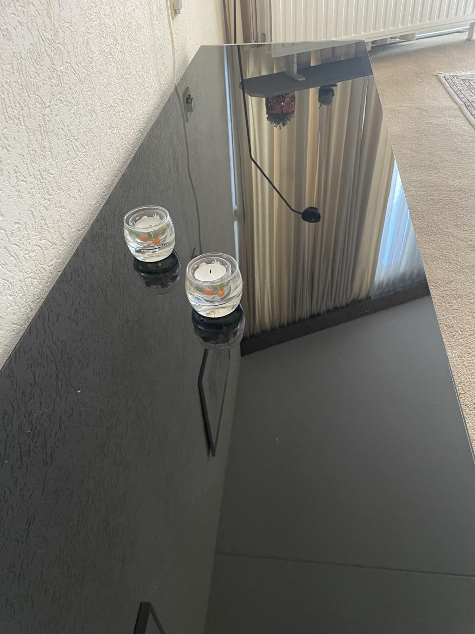 Matglas zwarte salontafel