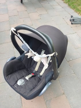 Maxicosi met accessoires