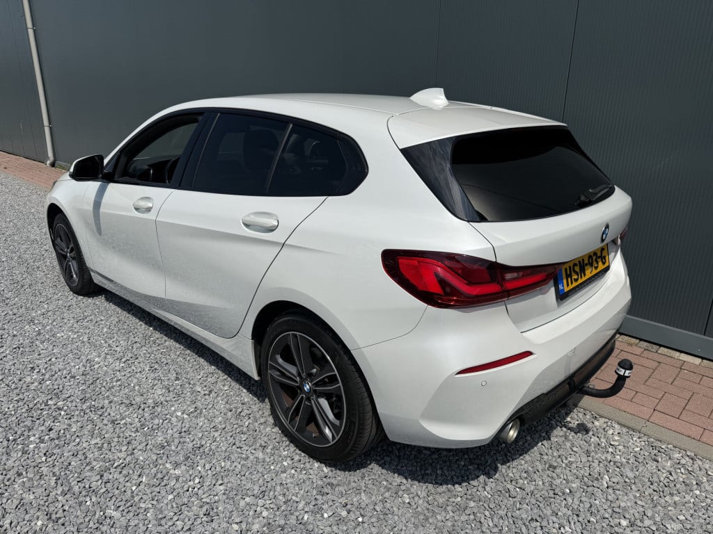 BMW 1 Serie 118i 140pk executive sportline 5-drs
