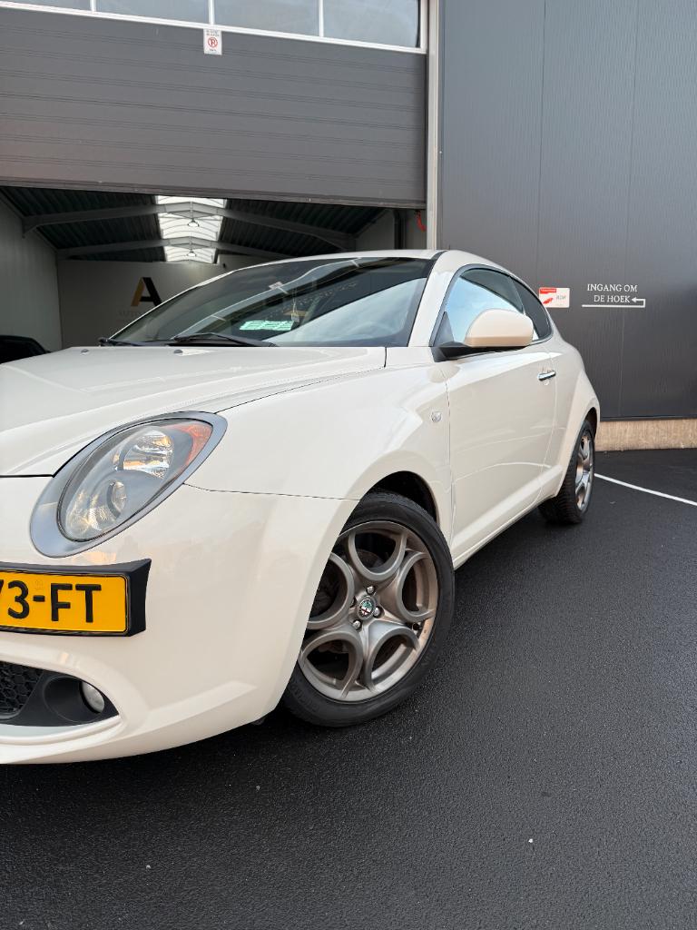 Alfa Romeo MiTo 1.4t - sbk - lage kmstand