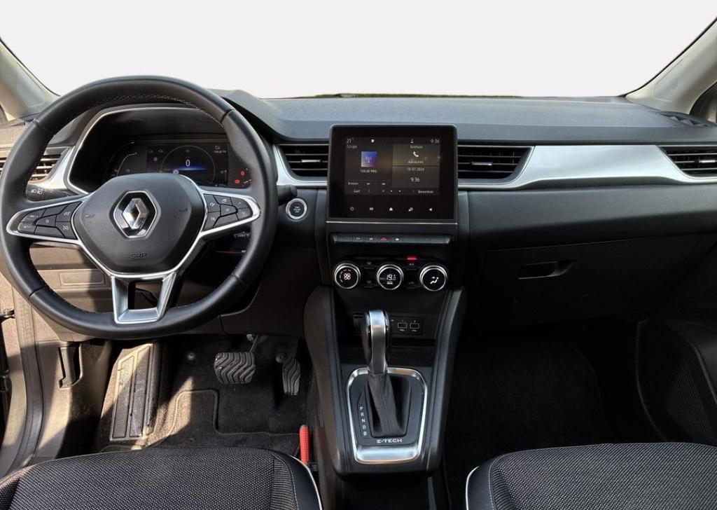 Renault Captur 1.6 e-tech hybrid 145 intens -trekhaak / 18" / dakrails