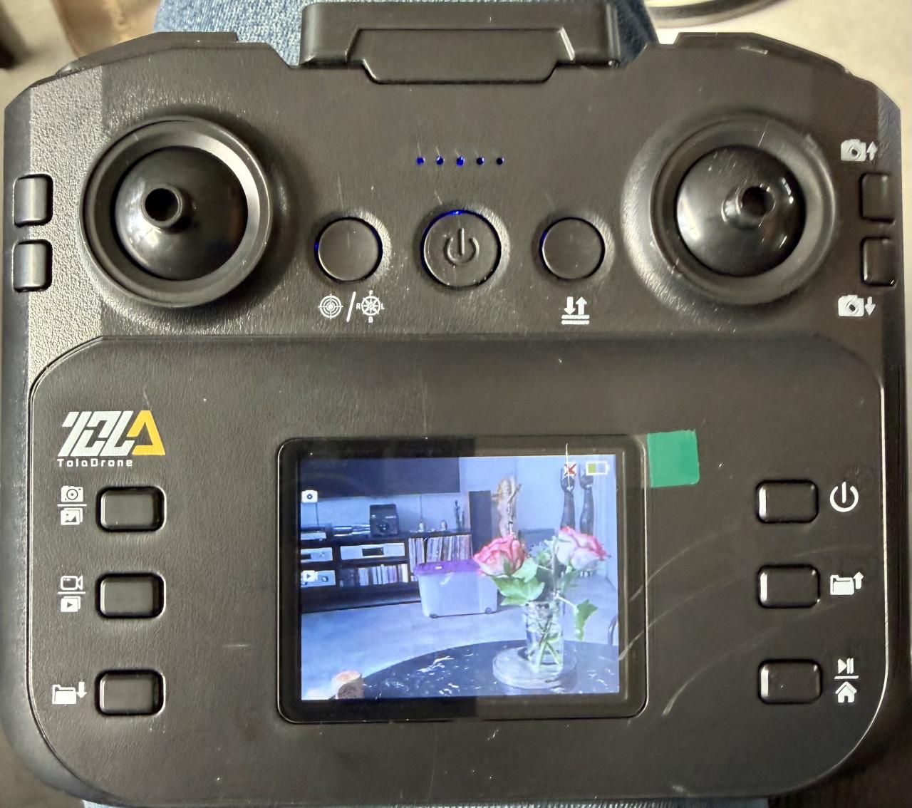 Drone met camera en scherm. Extra onderdelen
