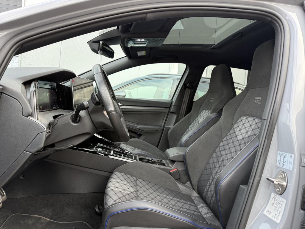 Volkswagen Golf 1.5 etsi 150pk dsg r-line edition | pano dak