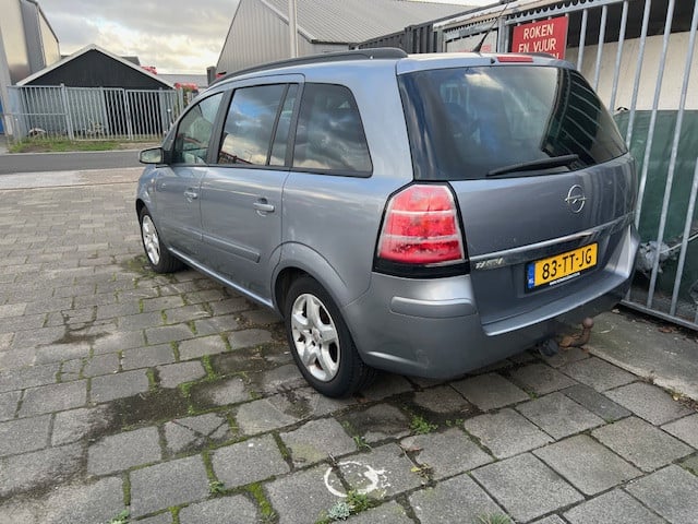 Opel Zafira 1.6, 7 zitter