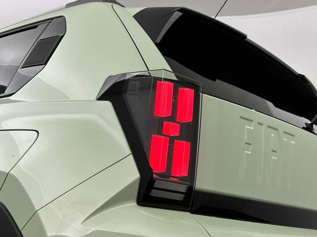 Fiat Panda grande 1.2 hybrid icon | sensoren achter | apple carplay & andro