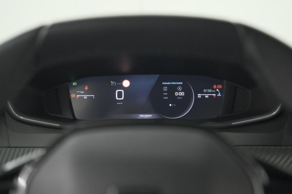 Peugeot 208 puretech 100 allure | apple carplay | parkeersensoren | climate