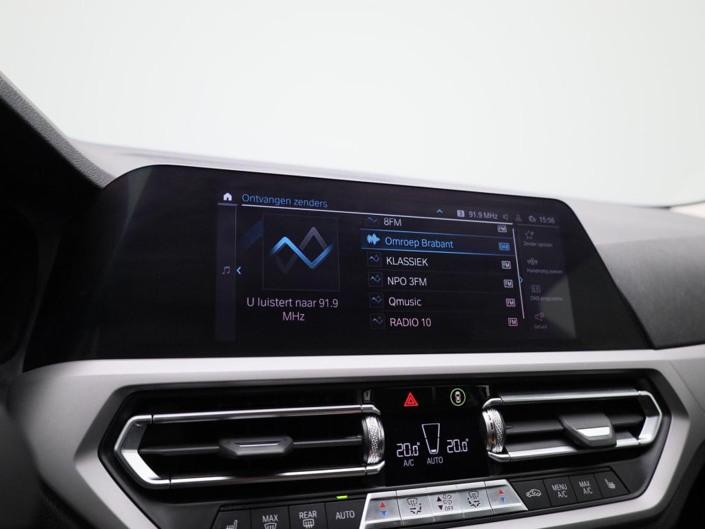 BMW 3-serie touring 330e business edition plus | automaat | navigatie | app