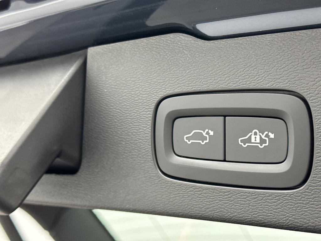 Volvo V60 t6 398pk recharge plus bright| pano| cruise.control| leder| h&k