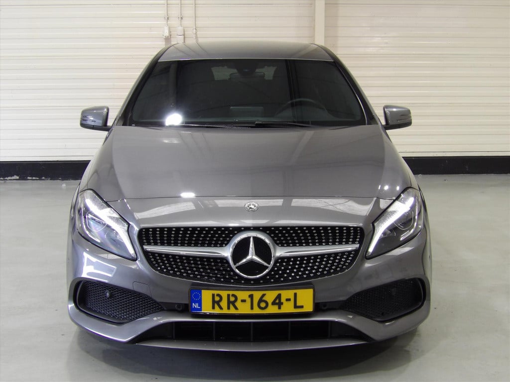 Mercedes-Benz A-Klasse a180 122pk 7g-dct business solution amg