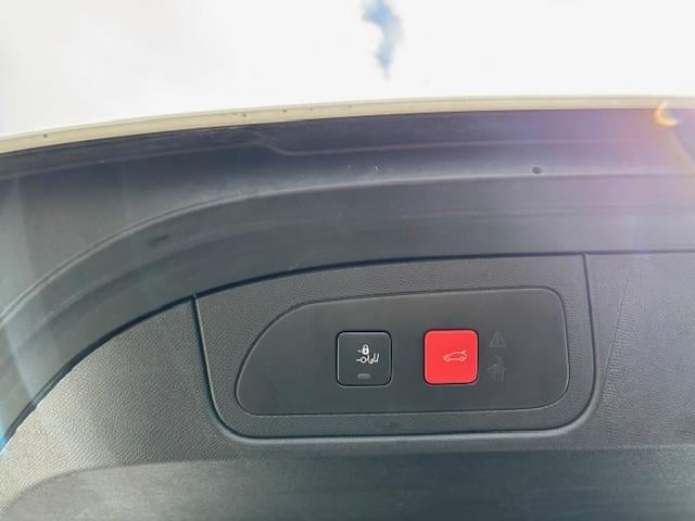 Ds Ds 7 crossback 1.6 puretech 180pk aut performance line beige integraal l