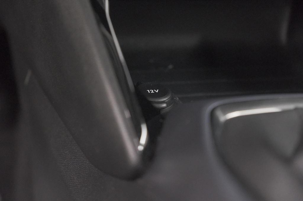 Peugeot 2008 puretech 130 blue lease allure | camera | navigatie | parkeers