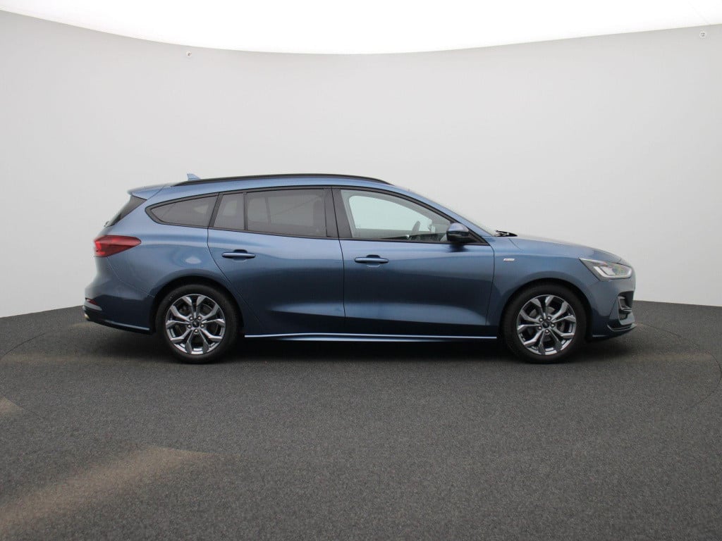 Ford Focus wagon 1.0 ecoboost hybrid st-line aut. | winterpack | climate co
