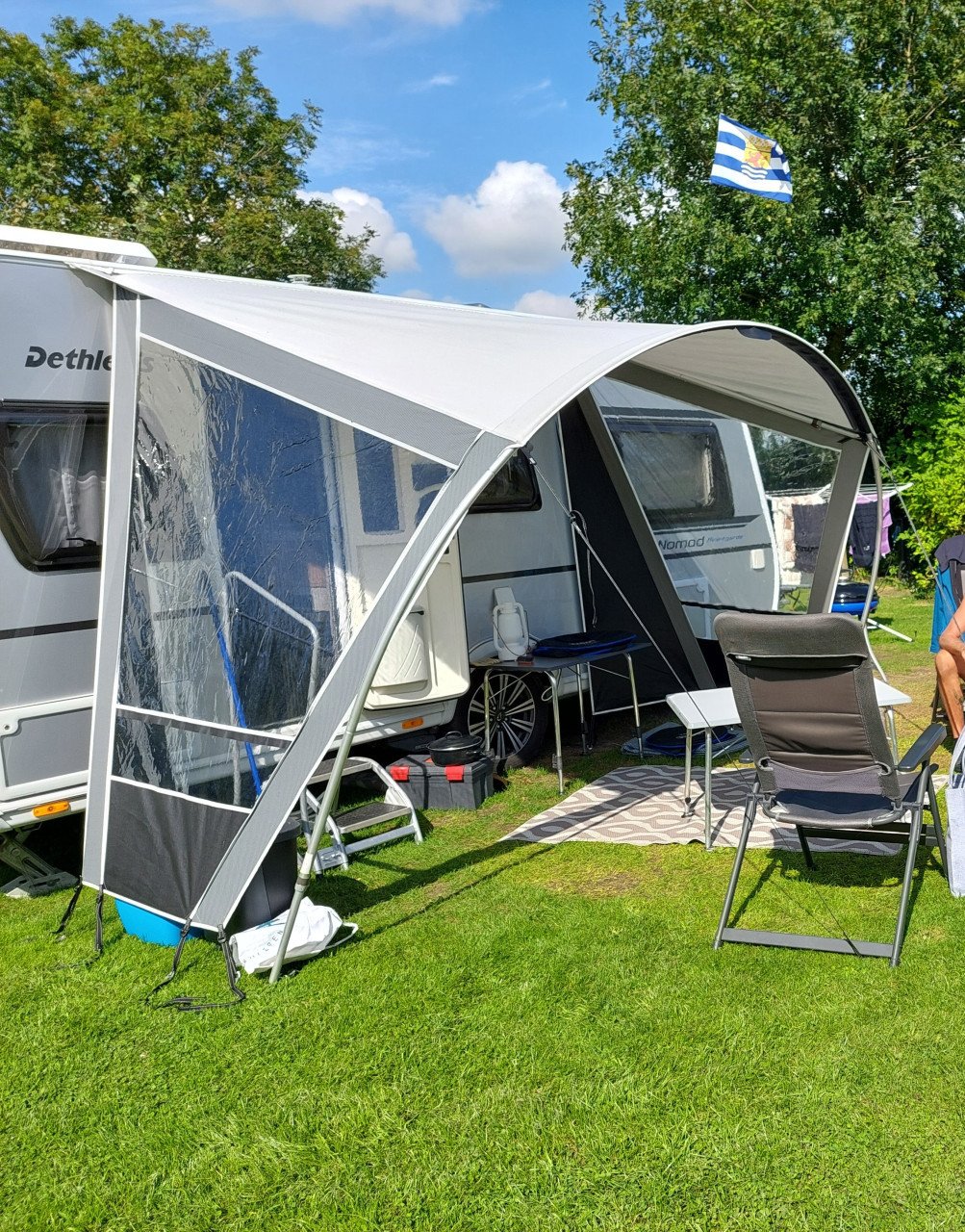 Caravan luifel GERESERVEERD