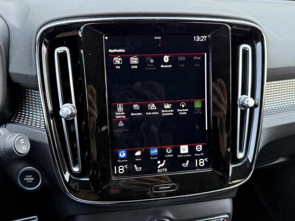 Volvo XC40 t5 262pk recharge ultimate dark |leder+ memory| camera| h&k soun