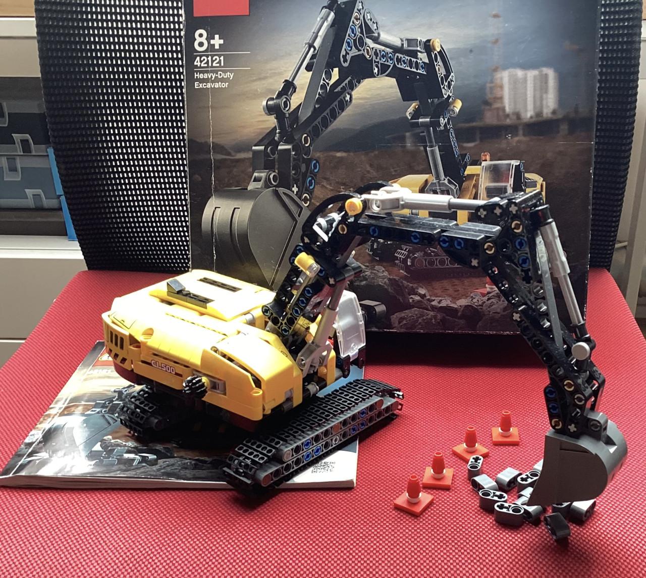 Lego Technic 42121 zware kraan, z.g.a.n compleet.
