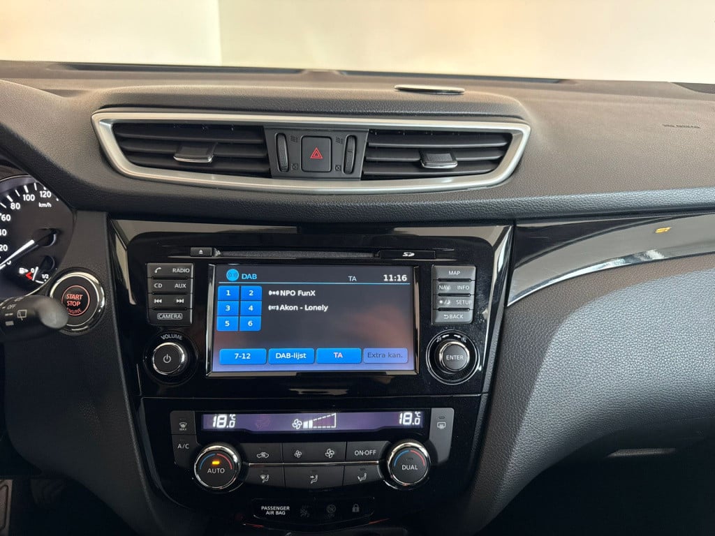 Nissan Qashqai 1.6 connect edition
