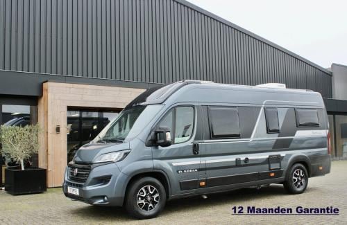 Adria Twin 640SLB(Lengtebedden, Automaat, 30000km, Eerste eigenaar)