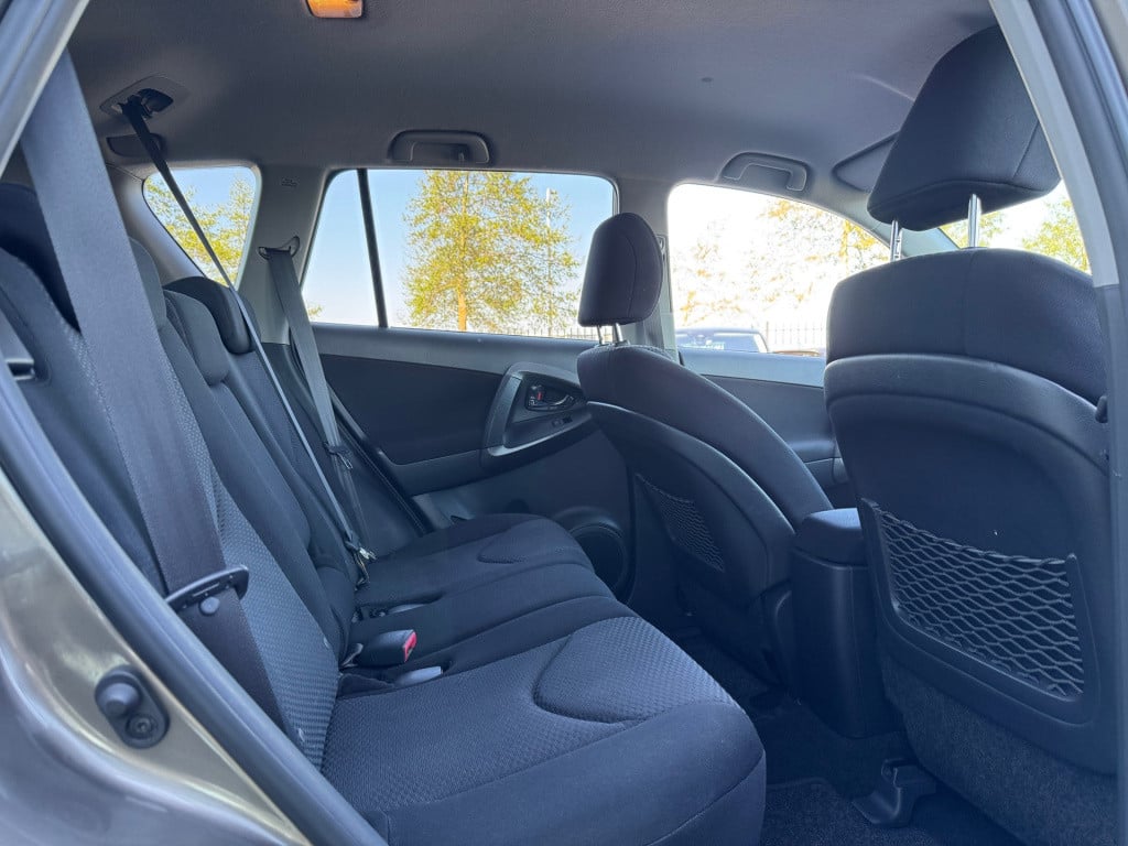 Toyota Rav4 2.0 vvti dynamic * navi * pdc * automaat