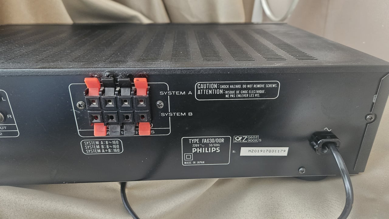 Philips FA630 geïntegreerde stereo versterker – werkend
