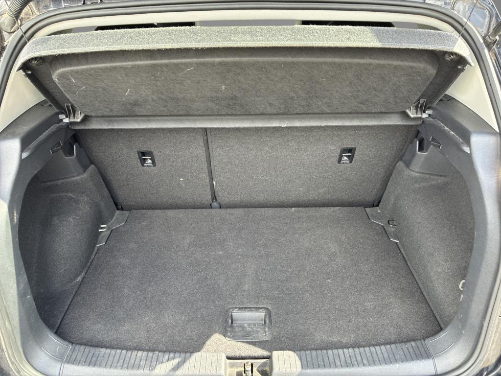 Volkswagen T-cross 1.0 tsi r-line | virtual cockpit | navigatie | stoelverw