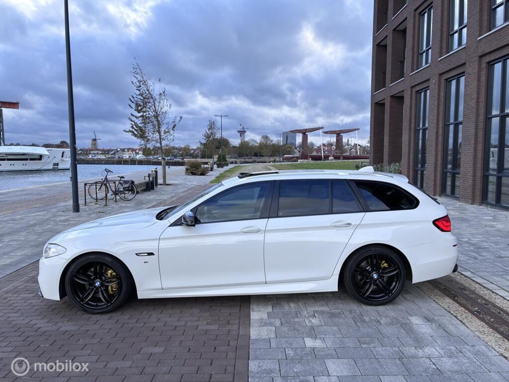 BMW 5 Serie Touring 528i M-Pakket Led Panorama km344.763 Nap BJ2012