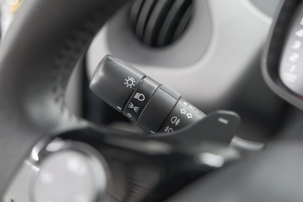 Peugeot 108 1.0 e-vti active | unieke auto! | automaat | airco | getint gla