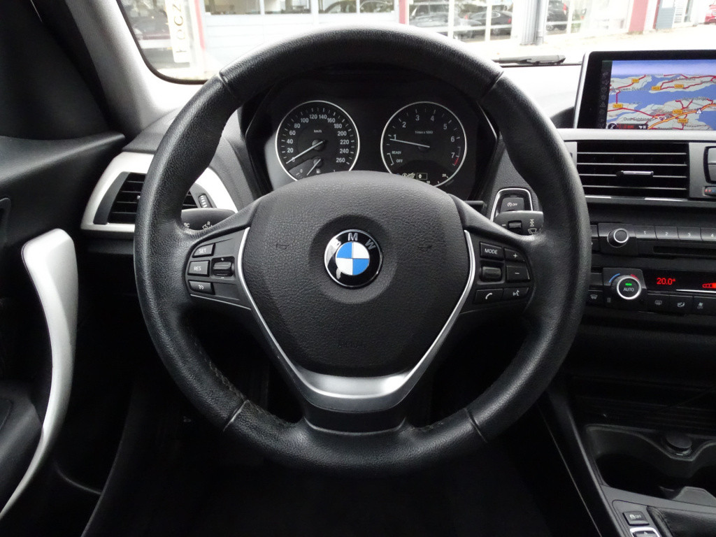 BMW 1 Serie 116i ede business | navi  bi-xenon | bluetooth