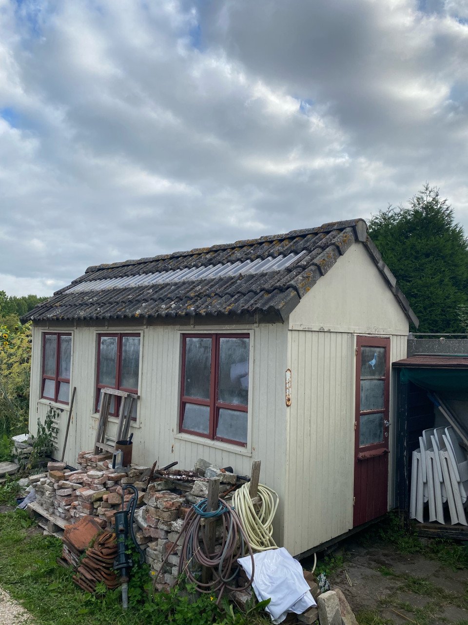Sneldek dakpannen duivenhok