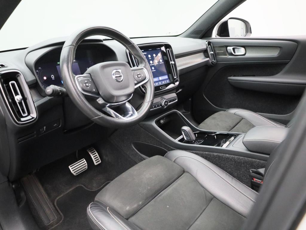 Volvo XC40 recharge p8 awd | automaat | panoramadak | apple carplay / andro