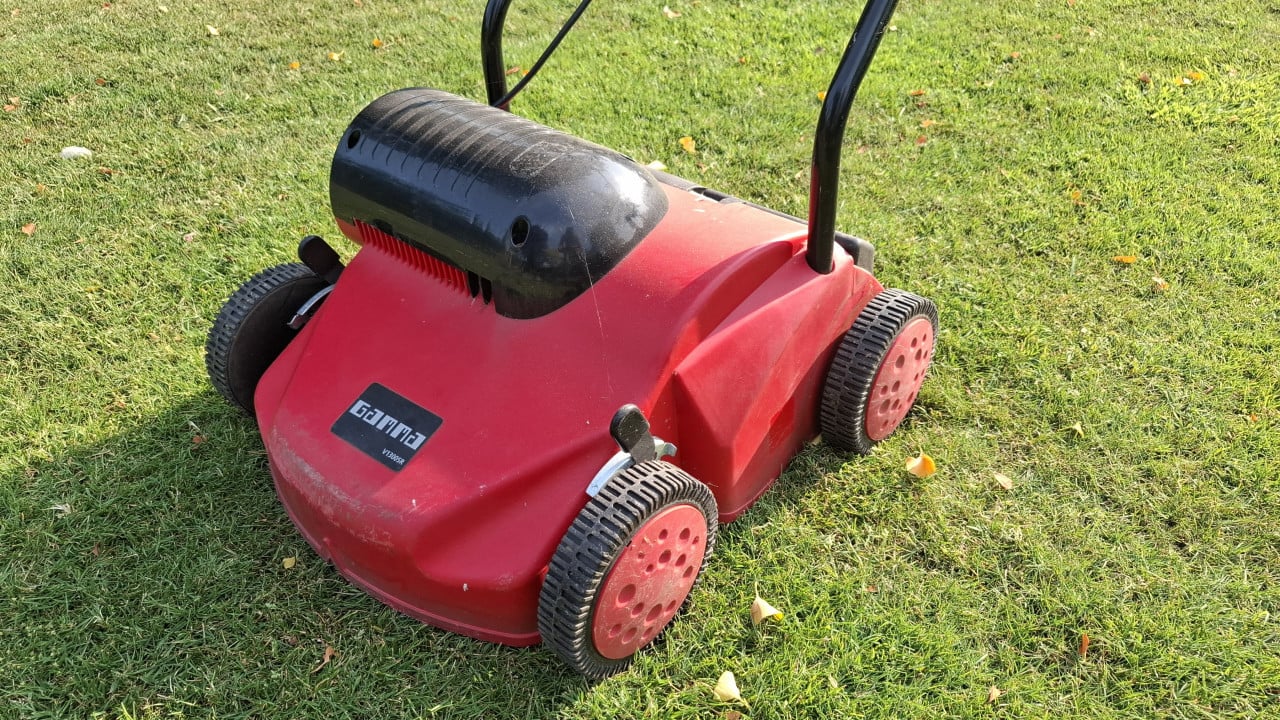 Verticuteermachine