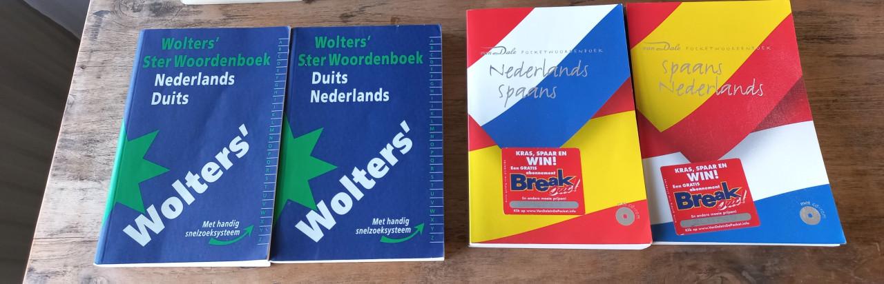 Studieboeken, woordenboeken