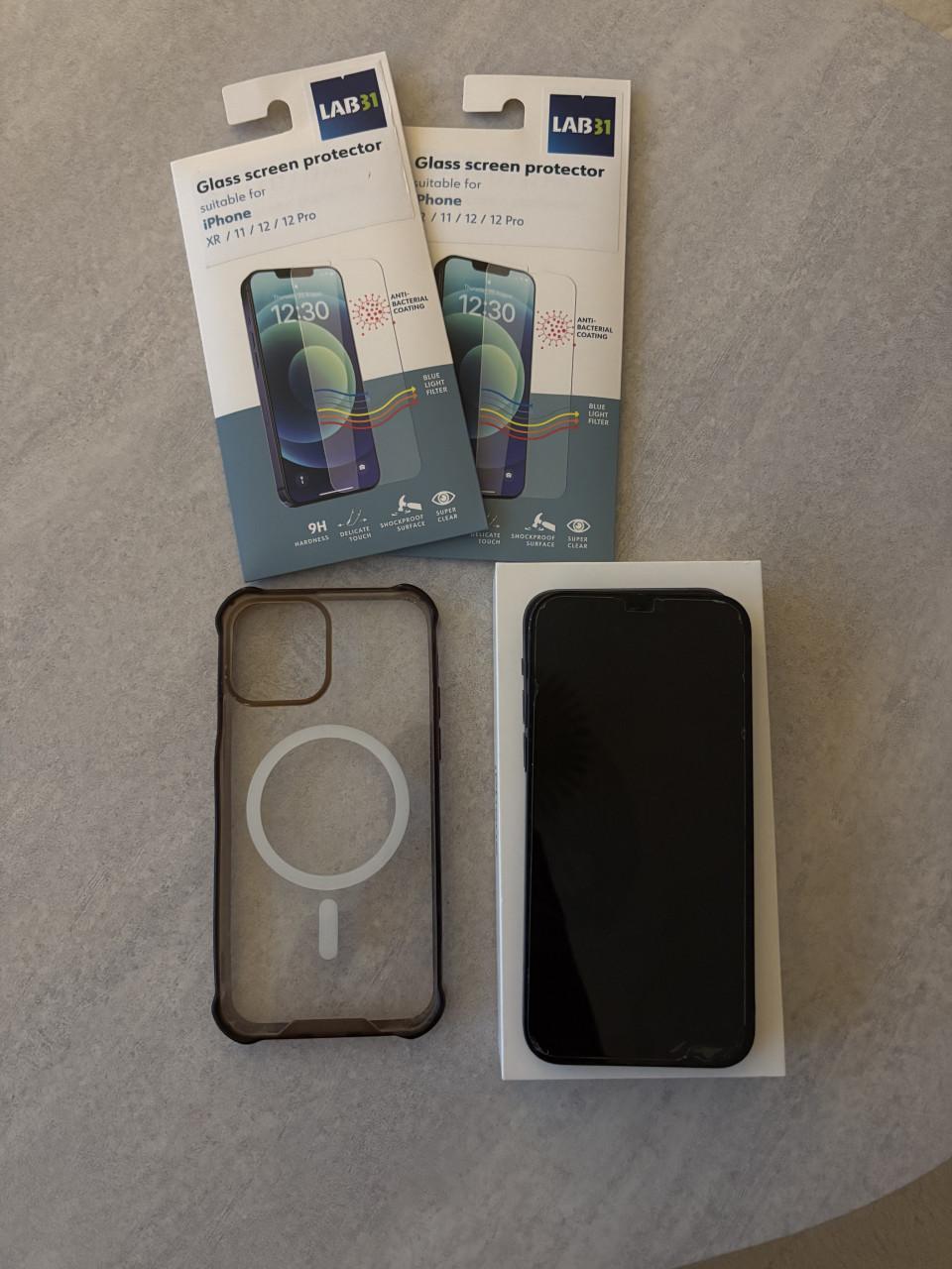 Apple iPhone 12 64GB