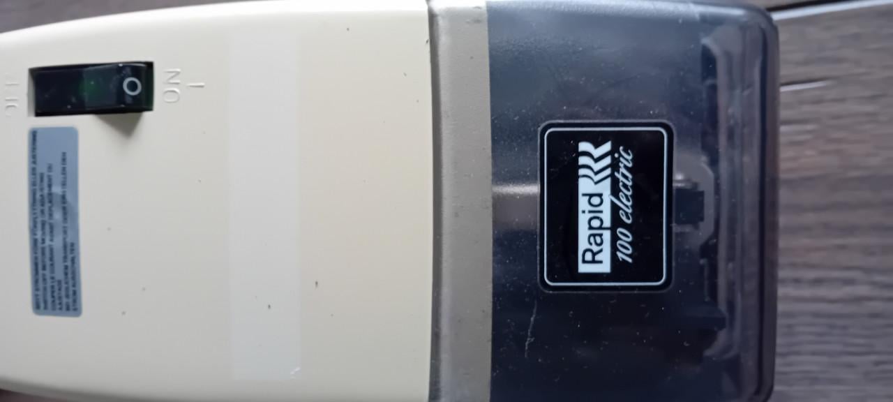 Elektrische nietmachine