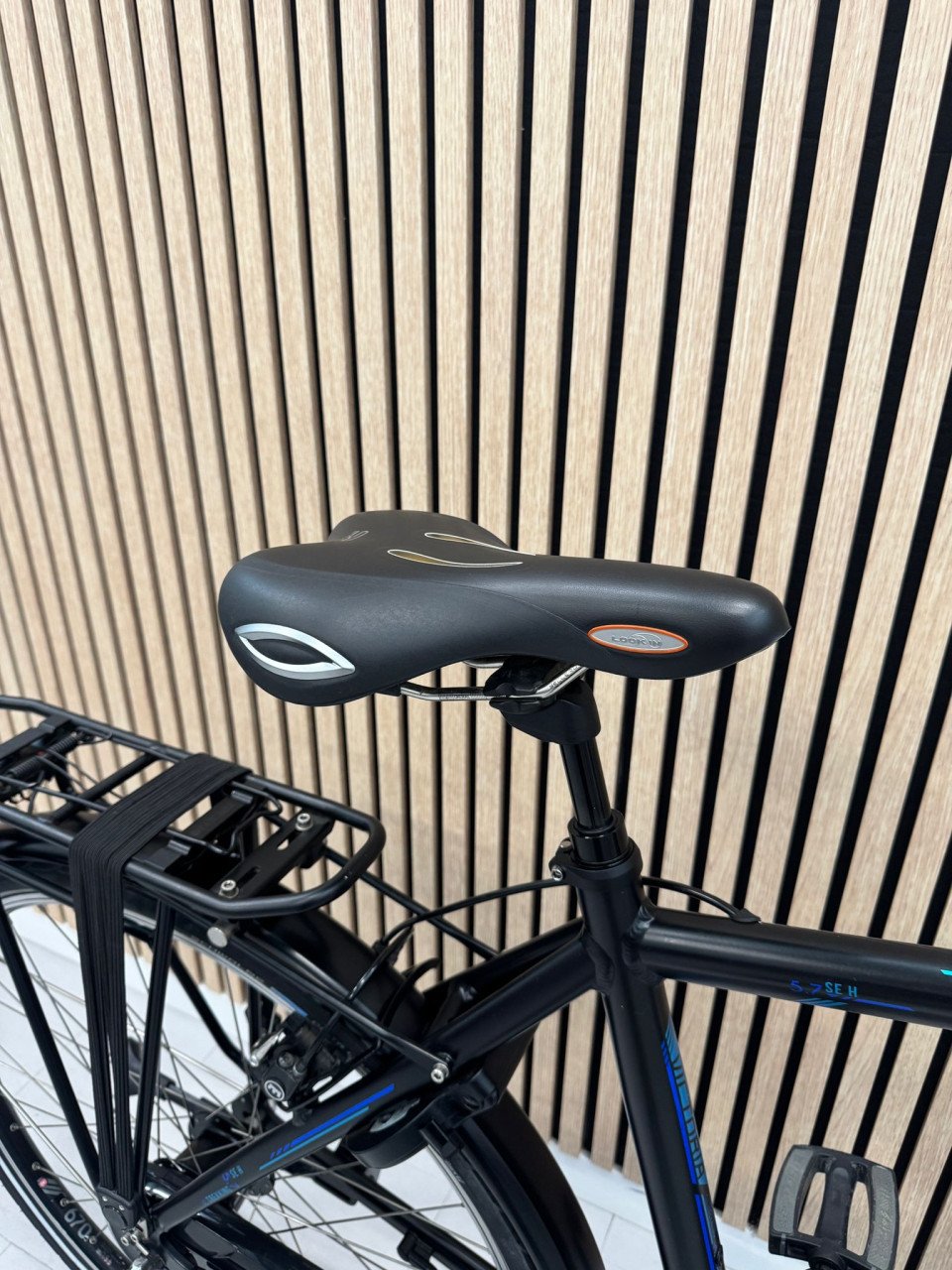 Victoria E-Trekking 5.7 Bosch Active Line 400Wh 60CM
