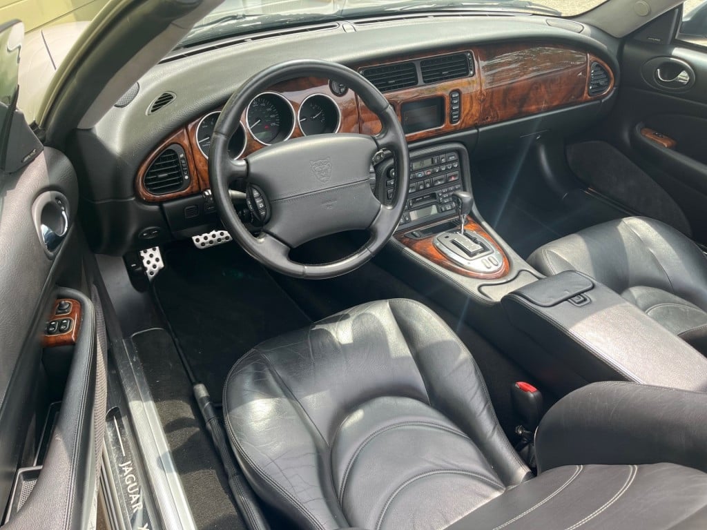 Jaguar Xk xkr 4.2 v8 supercharged convertible