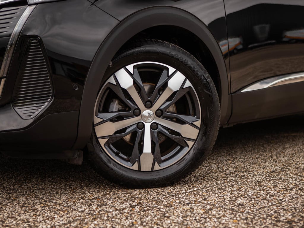 Peugeot 5008 1.2 puretech 130pk gt automaat | 7-zits | nappa leder | focal 