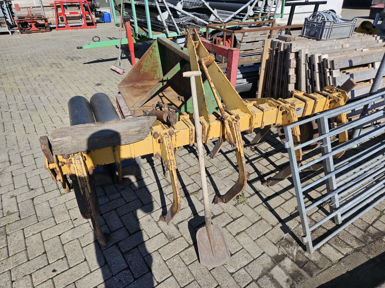 Cultivator