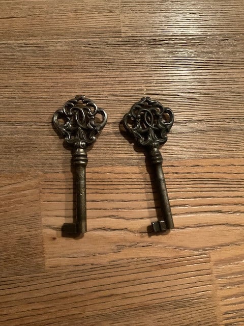 2 oude sleutels