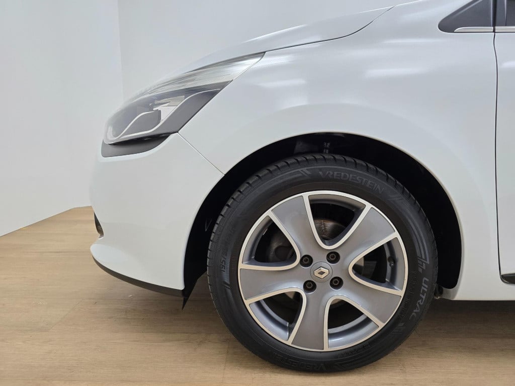 Renault Clio estate occasion kleine stationwagen met trekhaak | tweedehands