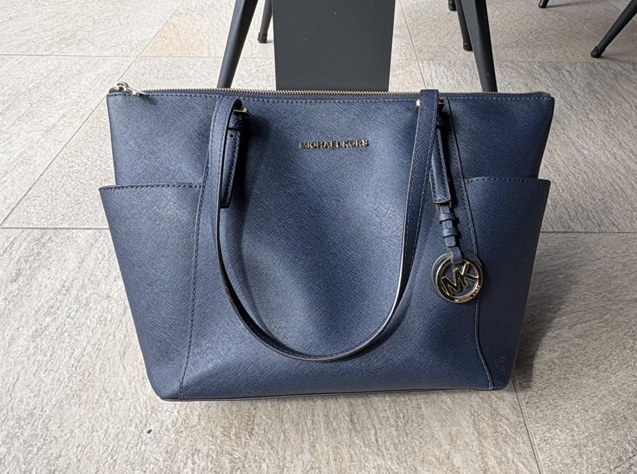 Michael Kors damestas