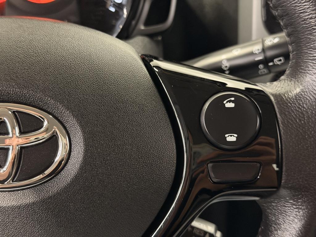 Toyota Aygo 1.0 vvt-i x-play| camera| carplay| cruise| airco