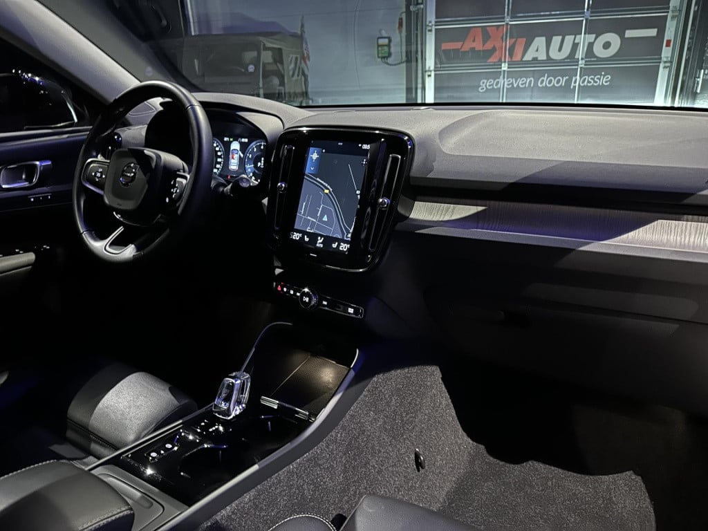 Volvo XC40 2.0 t4 inscription *camera*leer*trekhaak*