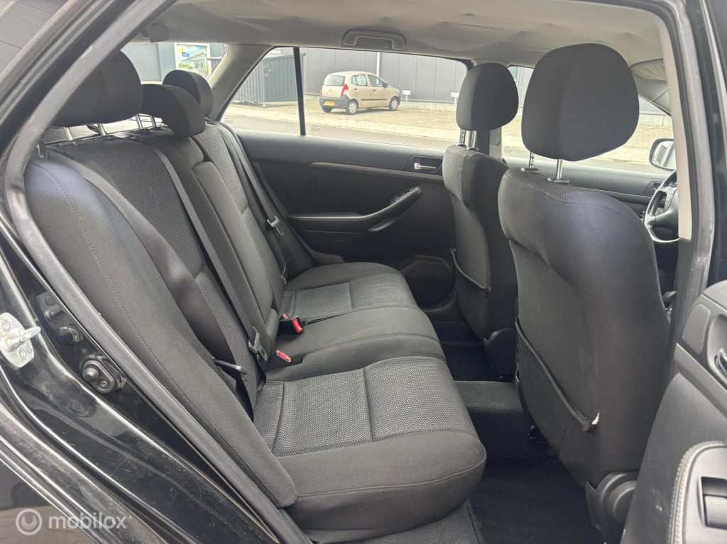 Toyota Avensis wagon 1.8 vvti luna business