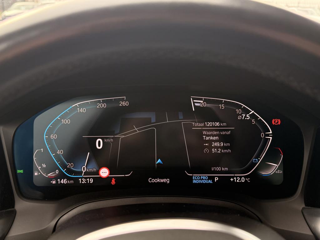 BMW 3-serie 320i high executive edition | head-up | led | leder | hifi | ac