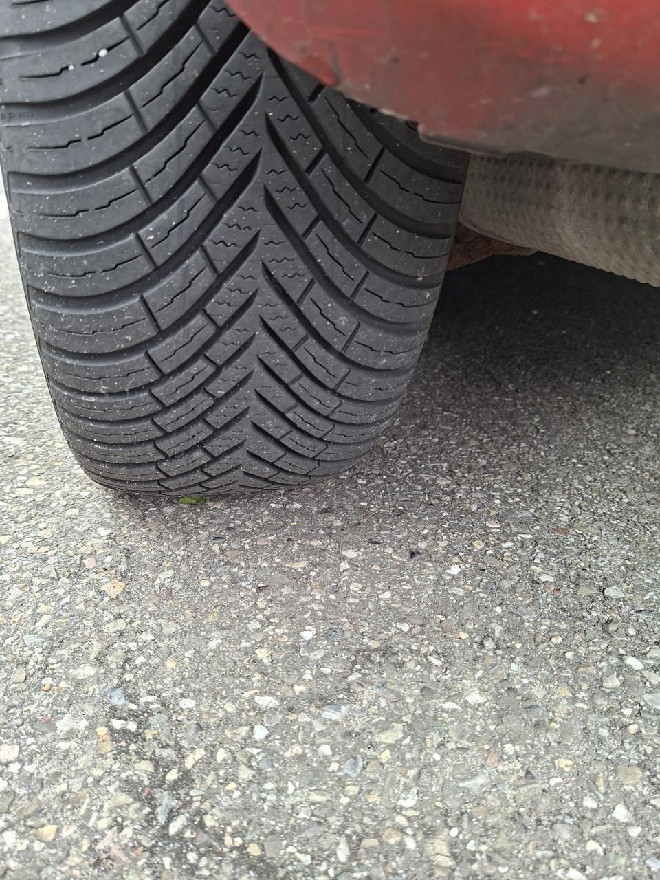 Ford ka Garage goed onderhouden.