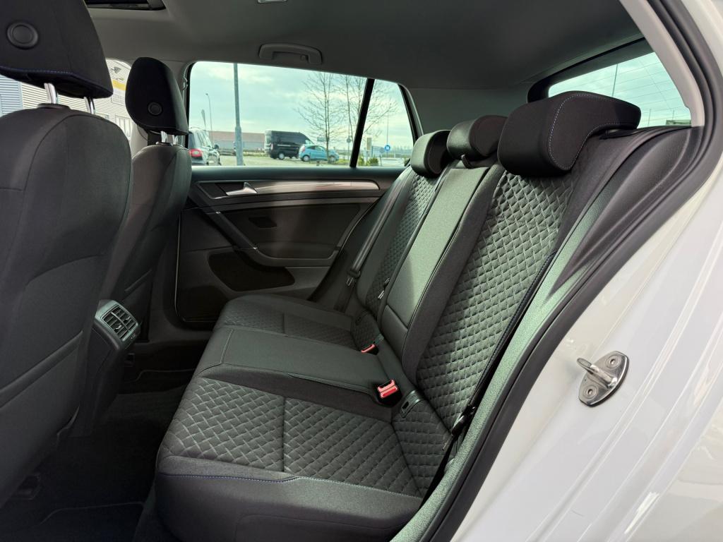 Volkswagen Golf 1.5 tsi highline