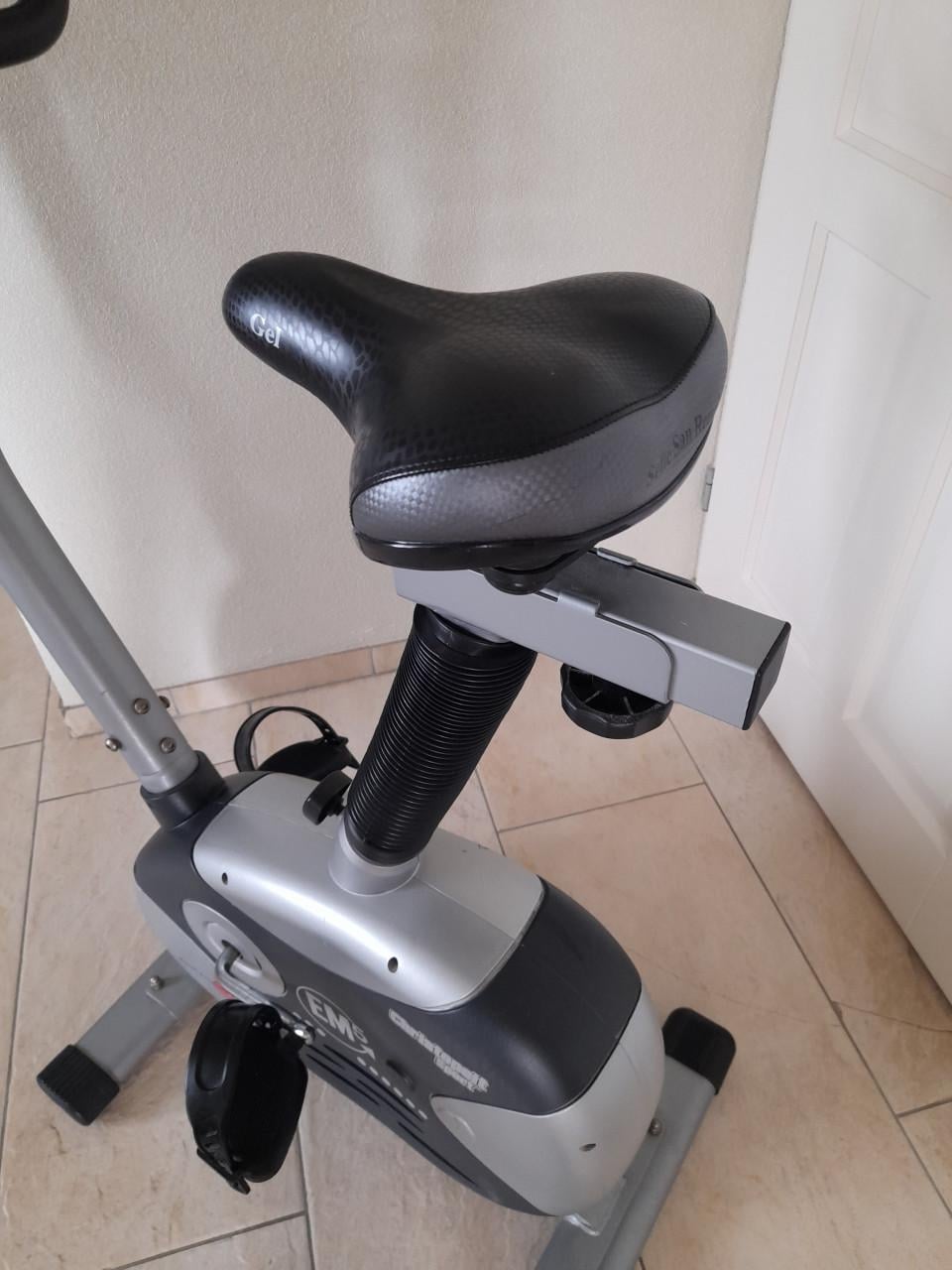 Christopeit hometrainer met programma's (in goede staat)