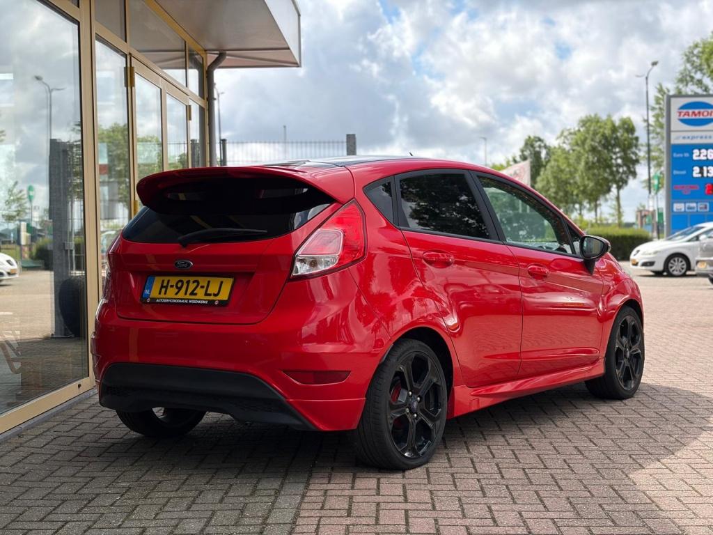 Ford Fiesta 1.0 ecob. black edit